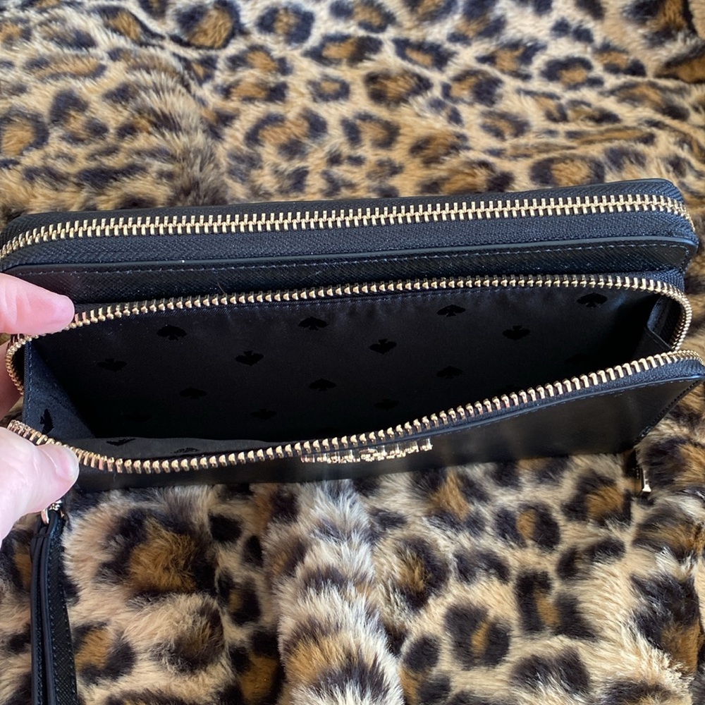 Kate Spade Carry all Staci wristlet wallet - Picture 6 of 9